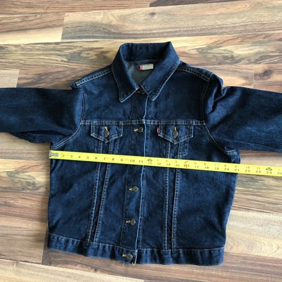Levi’s jean jacket - Picture 6 of 9